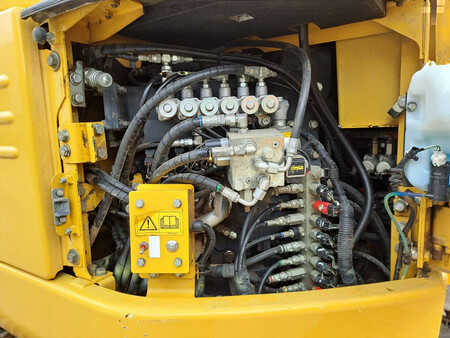 Kettenbagger 2012 Komatsu PC228USLC-8 (18)