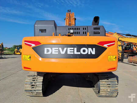 Korečková rýpadla 2025 DEVELON DX300LC-7M (3)