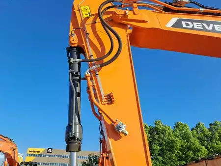 Telakaivinkoneet  2025 Doosan DX300LC-7M (2 Units available) (8)
