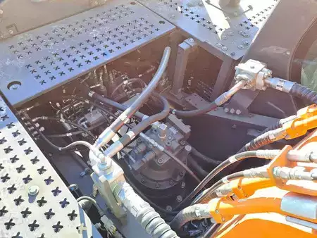 DEVELON DX300LC-7M
