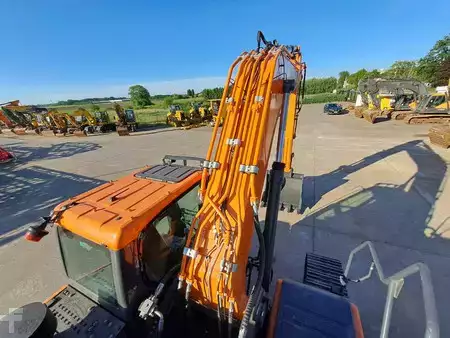 DEVELON DX300LC-7M