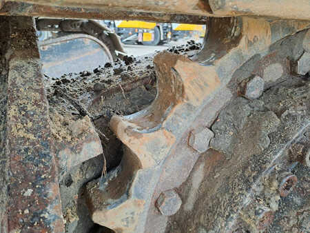 Escavadora de rastos 2011 Cat 328 D LCR (16)