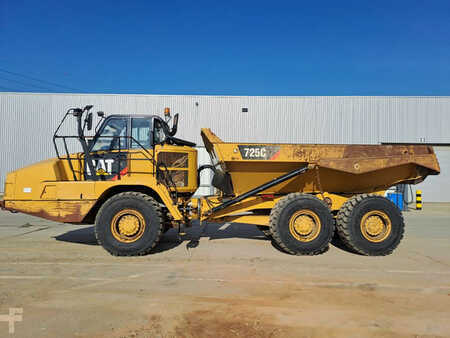Tombereau articulé 2017 Caterpillar 725C2 (1)