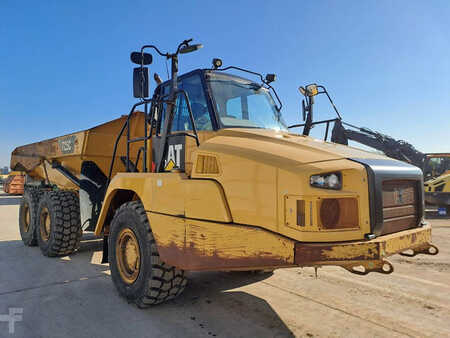 Tombereau articulé 2017 Caterpillar 725C2 (7)