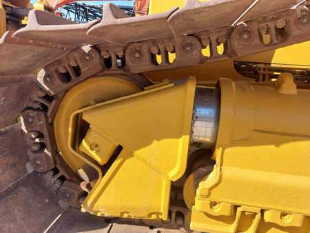 Bulldozers 2017 Caterpillar D 6 N LGP (19)