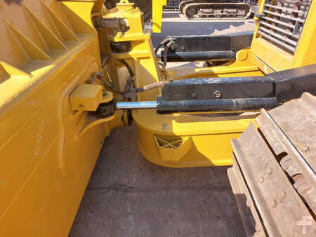 Bulldozers 2017 Caterpillar D 6 N LGP (22)