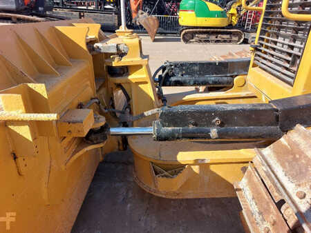 Bulldozers 2017 Caterpillar D 6 N LGP (24)