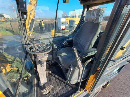 Excavadoras de ruedas 2014 Hyundai Robex 55 W-9 (21)