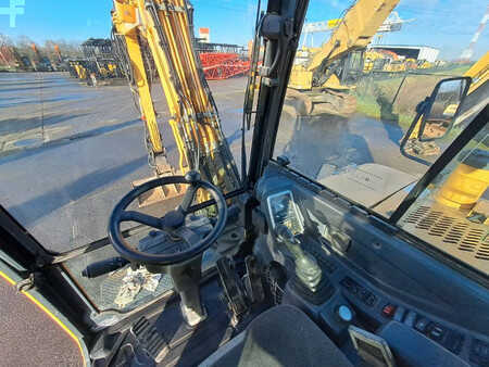 Excavadoras de ruedas 2014 Hyundai Robex 55 W-9 (23)