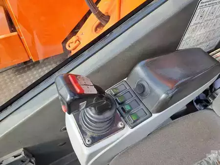 Mobil daruk 2014 Grove GMK6300L (13)