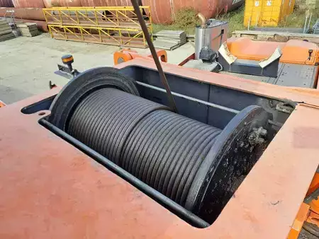 Mobil daruk 2014 Grove GMK6300L (17)