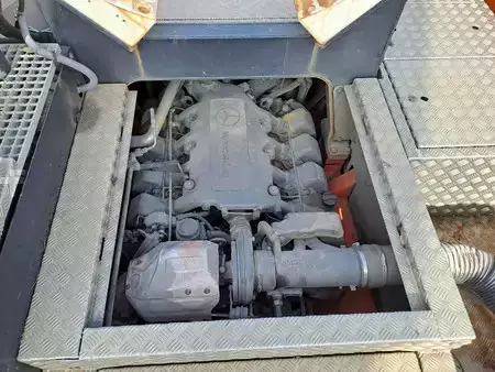 Mobil daruk 2014 Grove GMK6300L (22)