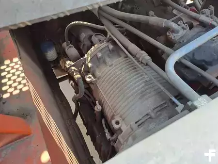 Mobil daruk 2014 Grove GMK6300L (24)