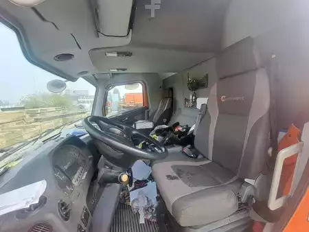 Mobil daruk 2014 Grove GMK6300L (8)