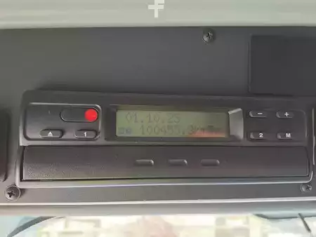 Mobil daruk 2014 Grove GMK6300L (9)