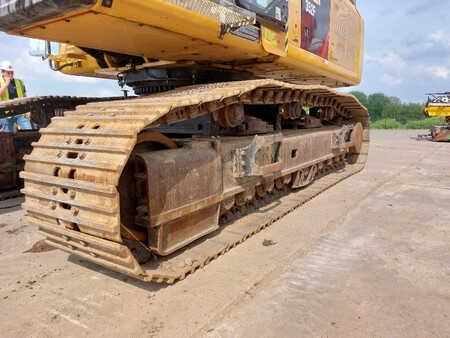 Beltegraver 2016 Caterpillar 352 Fl XE MHD (19)