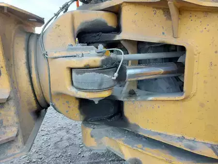 Zalomené klouby-dampry  2019 Volvo A 45 G (26)