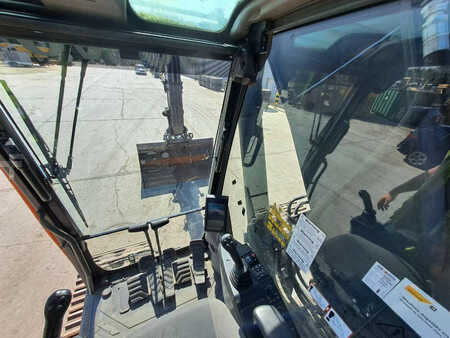 Korečková rýpadla 2017 Volvo EC220EL (23)