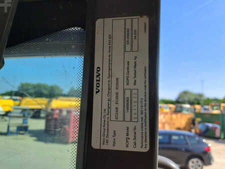 Korečková rýpadla 2017 Volvo EC220EL (24)