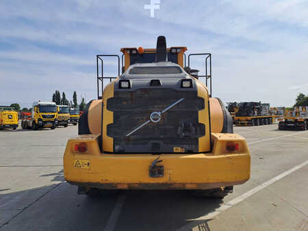 Ładowarki kołowe 2016 Volvo L 180 H (3)