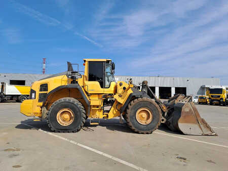 Ładowarki kołowe 2016 Volvo L 180 H (5)