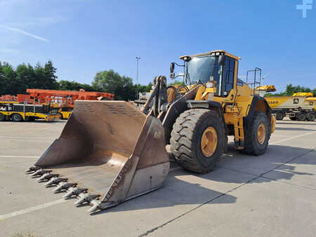 Ładowarki kołowe 2016 Volvo L 180 H (7)