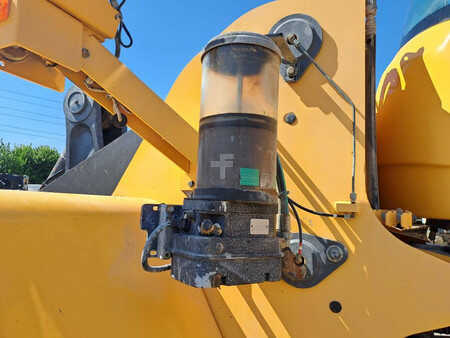Kolové nakladače 2013 Volvo L180G (13)