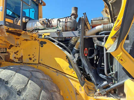 Kolové nakladače 2013 Volvo L180G (14)