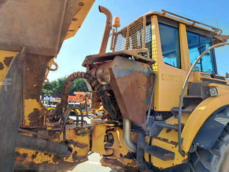Knickgelenkte Muldenkipper/Dumper 2013 Volvo A25F (13)