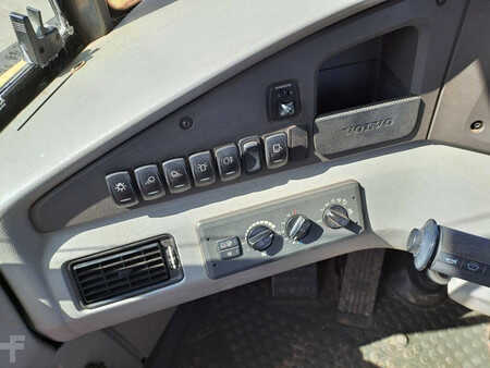 Knickgelenkte Muldenkipper/Dumper 2013 Volvo A25F (21)