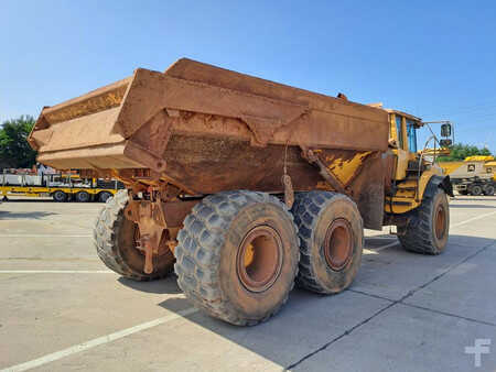 Knickgelenkte Muldenkipper/Dumper 2013 Volvo A25F (4)