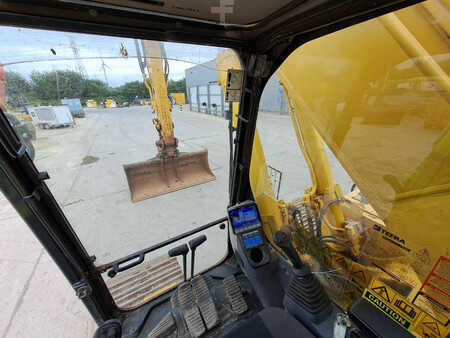 Escavadora de rastos 2018 Komatsu HB 365 LC-3 Hybrid (31)