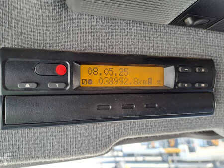 Siirrettävät nosturit 2017 Grove GMK3060 (10)