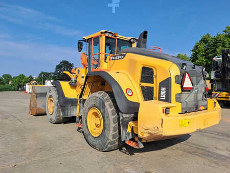 Ładowarki kołowe 2017 Volvo L 180 H (2)