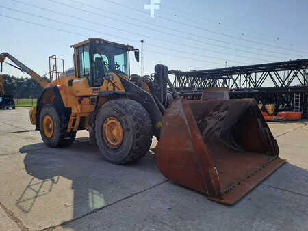 Ładowarki kołowe 2017 Volvo L 180 H (6)
