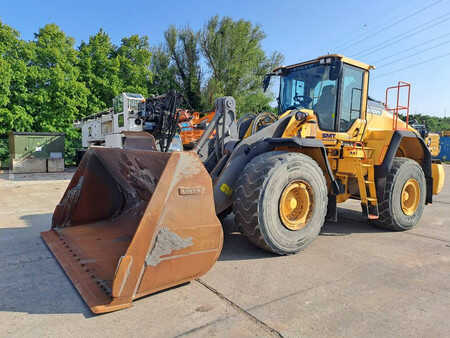 Ładowarki kołowe 2017 Volvo L 180 H (7)