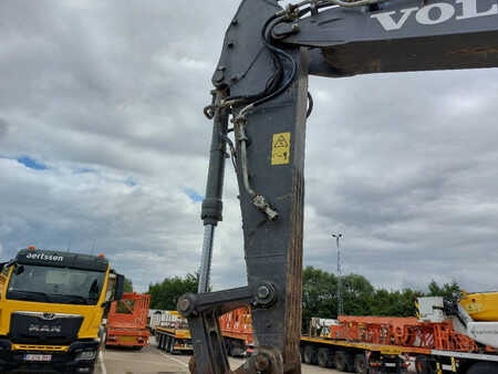 Escavadora de rastos 2016 Volvo EC 380 E NL (16)