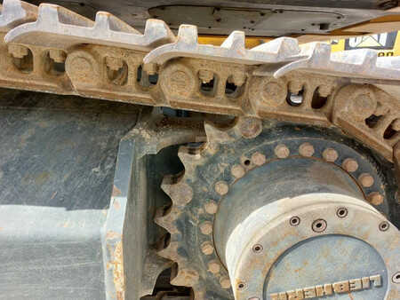 Koparki gąsienicowe 2018 Liebherr R946LC (Lifting Cab) (18)