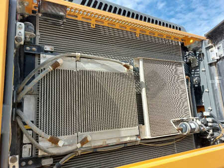 Koparki gąsienicowe 2018 Liebherr R946LC (Lifting Cab) (20)