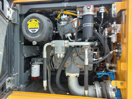 Koparki gąsienicowe 2018 Liebherr R946LC (Lifting Cab) (21)