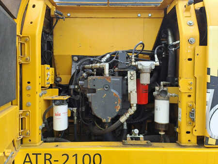 Escavatori cingolati 2016 Komatsu HB215LC-2 (17)