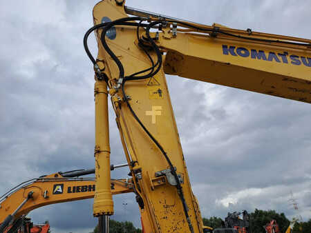 Escavatori cingolati 2016 Komatsu HB215LC-2 (8)