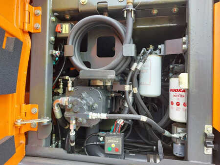 Koparki kołowe 2024 DEVELON DX 140 W-7 (16)