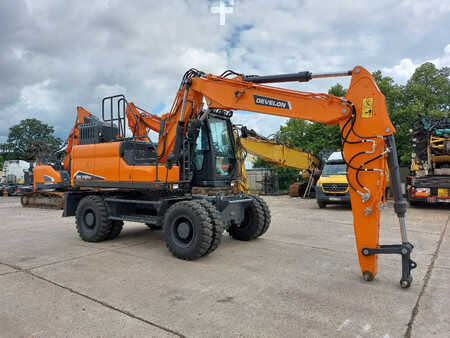 Koparki kołowe 2024 DEVELON DX 140 W-7 (3)