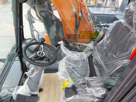 Koparki kołowe 2024 DEVELON DX 140 W-7 (9)