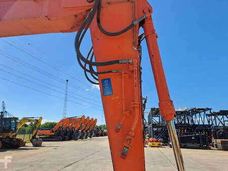 Escavadora de rodas 2016 Hitachi ZX 170 W-5 B (9)