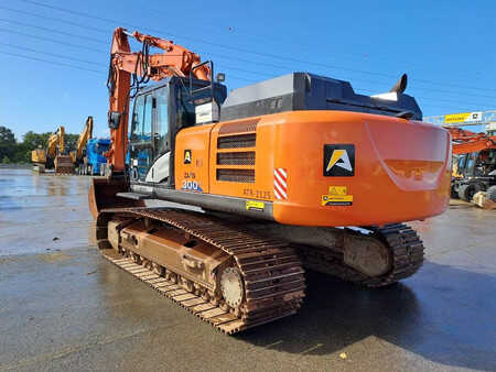 Kedjegraver 2018 Hitachi ZX300LC-6 (2)