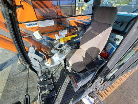 Kedjegraver 2018 Hitachi ZX300LC-6 (20)