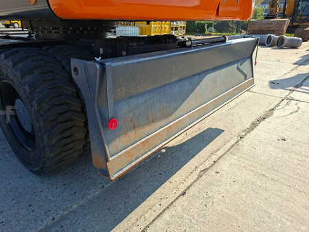 Doosan DX 160 W-7 (EX Demo)