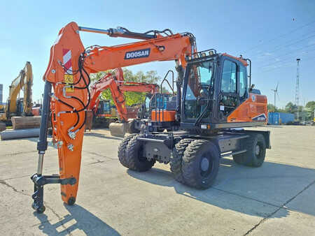 Doosan DX 160 W-7 (EX Demo)